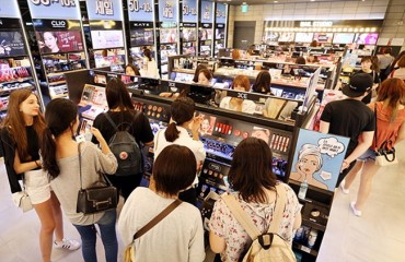 Cosmetics Consumers Prefer to Buy New Items Offline, and Bestsellers Online