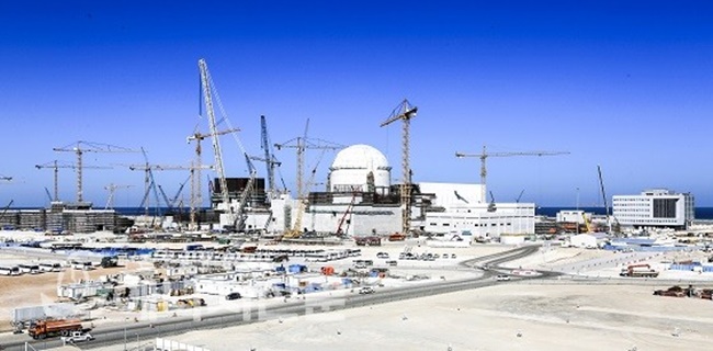 Saudi Arabia, the world's largest crude exporter, is set to announce a plan to build two nuclear reactors to reduce its reliance on oil, drawing keen attention from major nuclear power producers including South Korea, China, France and Russia. (Image: Yonhap)