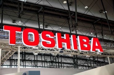 Toshiba Inks Deal to Sell Memory Biz to Global Consortium
