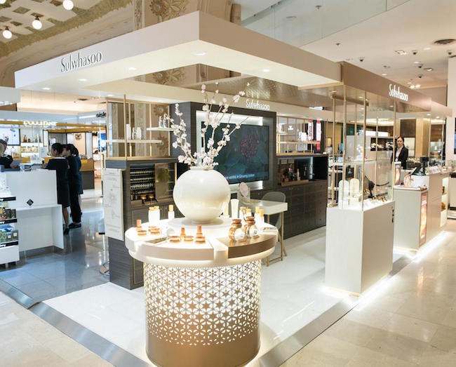  AmorePacific Corp., South Korea's top cosmetics maker, said Tuesday it has opened a shop for its premium skin care brand at an upscale department store in France, expanding its presence in the European market. (Image: Yonhap)