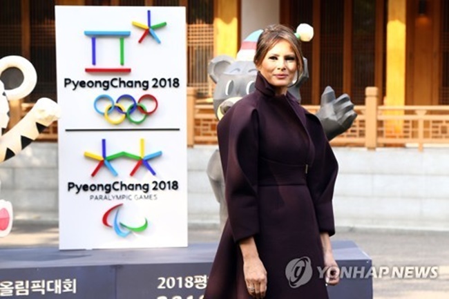  She arrived in Korea earlier in the day with her husband President Donald Trump for a two-day state visit after spending three days in Japan. (Image: Yonhap)