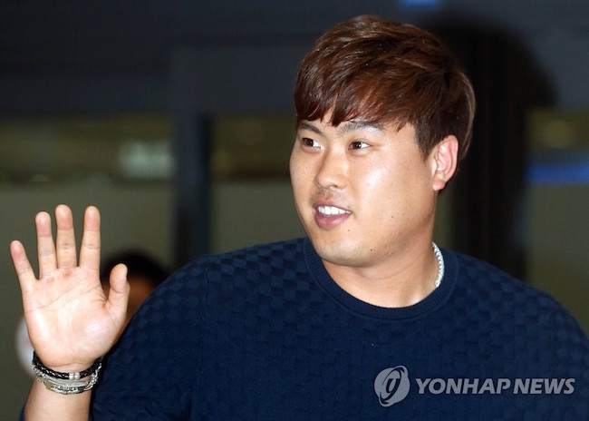 Los Angeles Dodgers' left-hander Ryu Hyun-jin said Wednesday he was pleased with the way he stayed healthy through his bounceback season in the majors. (Image: Yonhap)