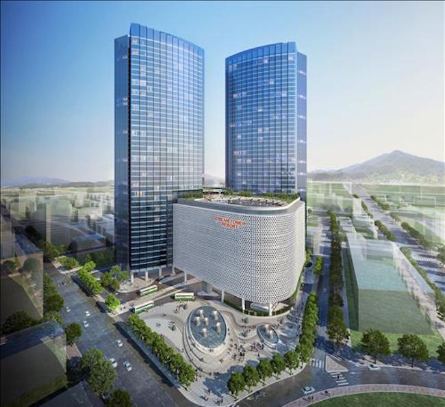 The sales offices of the Greenland Center Jeju, a subsidiary of China-based business group Greenland Group, and Lotte Tour Development Co have been some of the earliest beneficiaries. (Image: Yonhap)