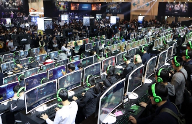 Operating 300 booths, Nexon will showcase nine new computer and mobile games, among them “EA Sports FIFA Online 4”, which has driven up consumer anticipation. (Image: Yonhap)