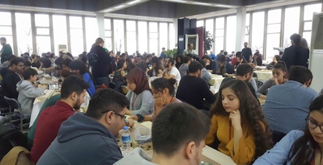 The 77 female players meant that nearly 40 percent of all contestants were women. Turkey has a higher proportion of women who enjoy baduk; the ratio of male to female players worldwide is 9 to 1, while in Turkey the same ratio is 7 to 3. (Image: Korean Cultural Center in Turkey)
