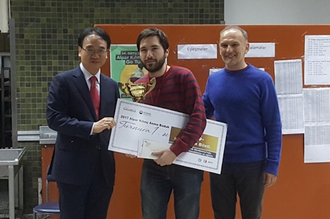 On December 24, a 22-year old medical student was declared the tournament winner, and was awarded a prize of $500 and a 15-day all-expenses-paid stay at the Blackie's International Baduk Academy located in Gangnam District, Seoul. (Image: Korean Cultural Center in Turkey)