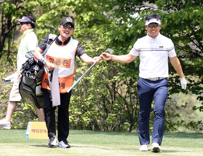 Though the official title of the event has yet to be decided, similar to the Pebble Beach tournament, celebrities and athletes from other sports will be invited to play alongside professional golf players. (Image: Yonhap)