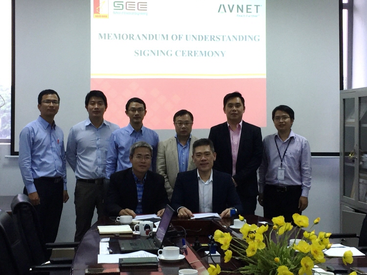 The MOU signing ceremony between Avnet Asia Pte Ltd and the School of Electrical Engineering at the Hanoi University of Science and Technology. (image: Avnet)