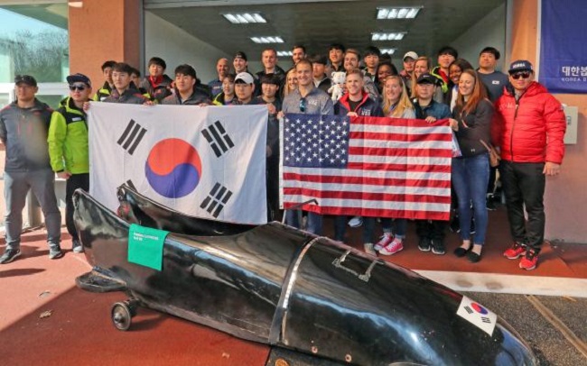 Among the U.S. bobsleigh team members soon to arrive in PyeongChang are athletes whose paths to the 2018 Winter Olympics have been more unconventional than most. (Image: Yonhap)