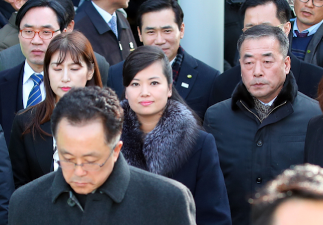 The delegation, led by North Korean pop singer Hyun Sung-wol, entered South Korean territory in the morning hours. According to the Ministry of Unification, Hyun's group crossed the Military Demarcation Line at 8:57 a.m. and South Korea's CIQ at 9:02 a.m. (Image: Yonhap)