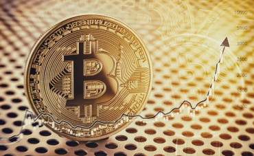 Peeks Social Wallet Accepts Bitcoin Transactions