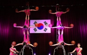AI Robot Arms Join Hands with S. Korea’s Oldest Circus