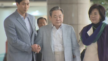 Samsung Chief Lee Booked for Suspected Tax Evasion: Police