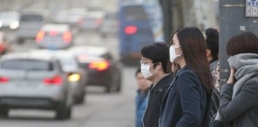 Dust Masks Too Expensive, Most South Koreans Say