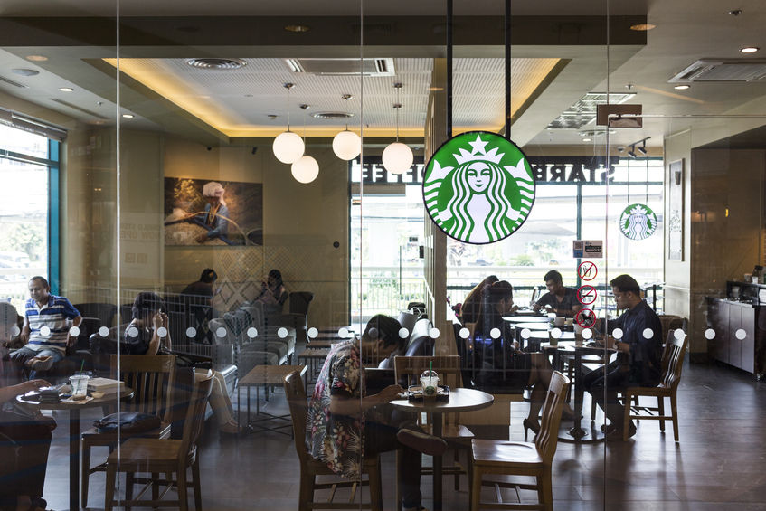 Olive Young and Starbucks have been named the most desirable franchises to work for by South Korean part-time workers, a new survey has found. (Image: Kobiz Media)