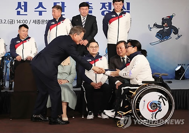 The wheelchair curling team said it wants to be called "Avengers with five different last names." The South Korean wheelchair curling team is comprised of Seo Soon-seok, Cha Jae-goan, Jung Seung-won, Lee Dong-ha and Bang Min-ja. (Image: Yonhap)