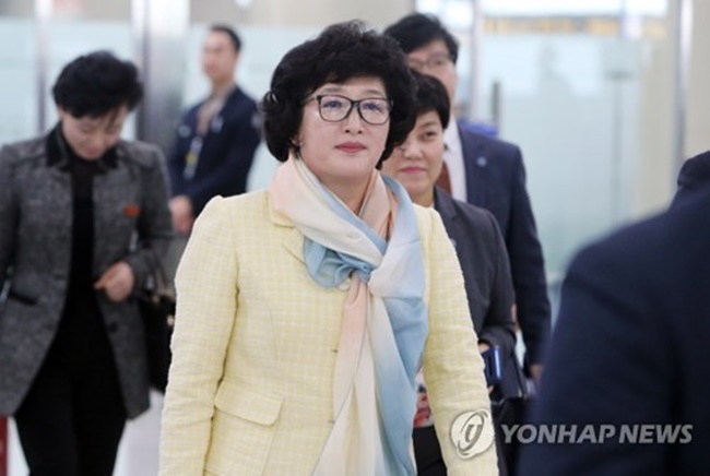 Four North Koreans, including East Asian Football Federation (EAFF) Vice President Han Un-gyong, landed at Gimhae International Airport in Busan after taking a flight via Beijing. (Image: Yonhap)