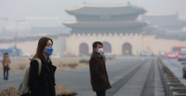 Record-High Fine Dust Keeps Stifling South Koreans