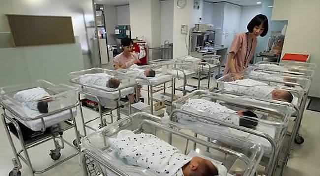 According to Statistics Korea, the total fertility rate last year was 1.05. (Image: Yonhap)