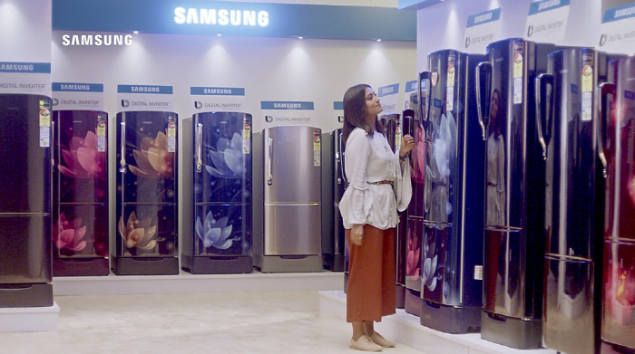 Samsung’s Advert on Fridge Customized for India Popular on YouTube