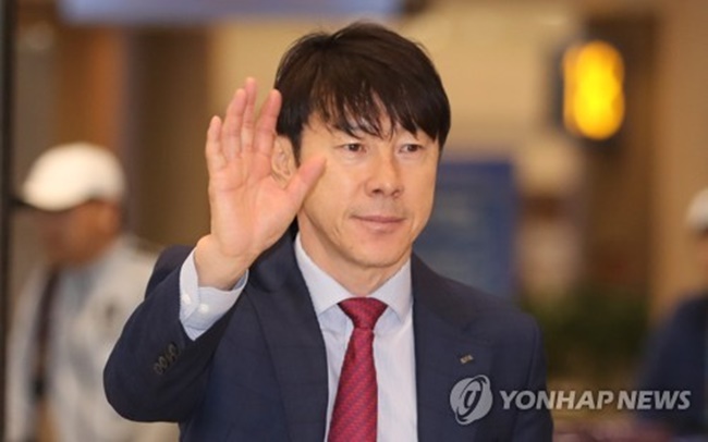 Nat’l Football Coach Says S. Korea’s World Cup Preparations Are on Track