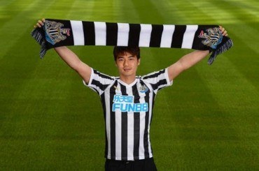 S. Korea Football Captain Ki Sung-yueng Signs with Newcastle United