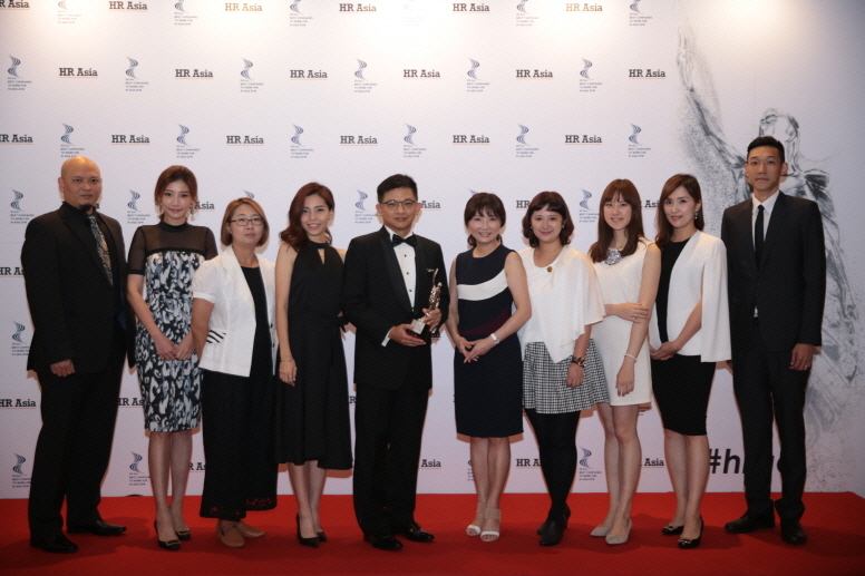 Avnet Taiwan received the "Best Companies to Work for in Asia 2018 -- Taiwan" from HR Asia at the award ceremony. (image: Avnet)