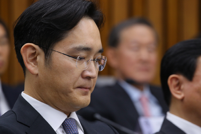 Pyongyang Visit Has Many Speculating on Samsung’s Future Relationship with Gov’t