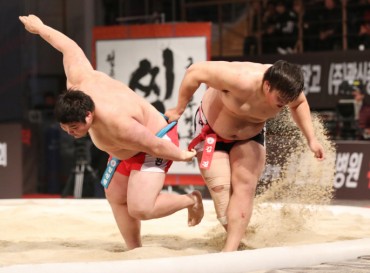 Two Koreas Jointly List Traditional Wrestling as UNESCO Heritage