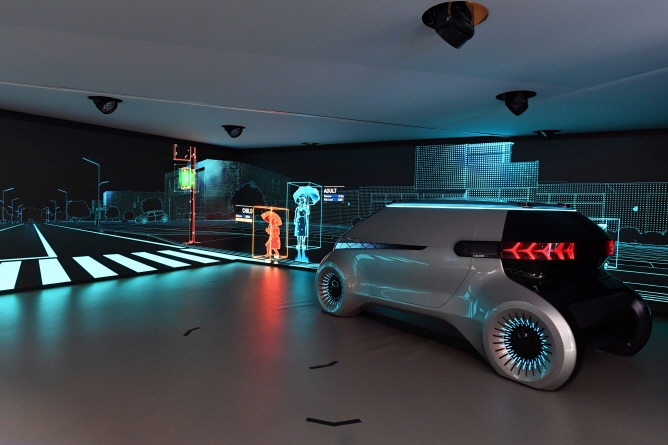 M.VISION, a vehicle concept mated with Level 4 autonomous driving technology. (image: Hyundai Mobis)