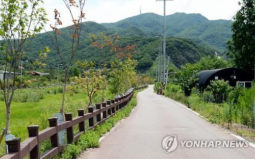 Gyeonggi to Build Trail, Cycle Path Circuits