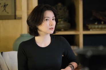 Lee Young-ae Joins Consortium Taking Over Cheil Hospital