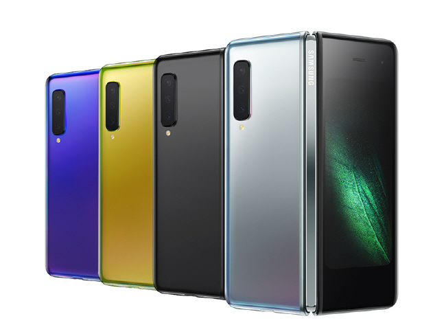 Samsung said Galaxy Fold is "flexible and tough, built to last" and "designed for entertainment" with an intuitive user interface developed in collaboration with Google and Android. (image: Samsung Electronics)