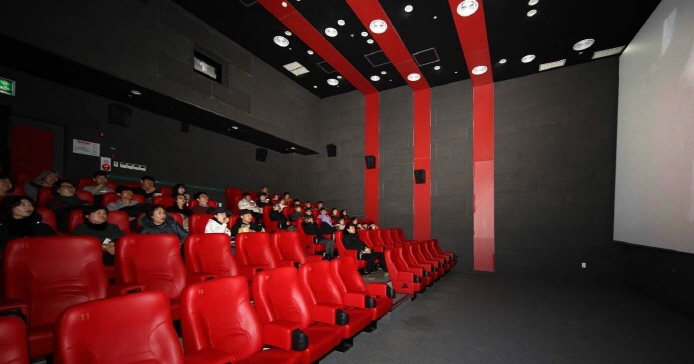 Covering an area of 323.52㎡, there are two screening rooms, the first room with 64 seats and the other with 35 seats, and other facilities such as a canteen. (image: Taean County Office)