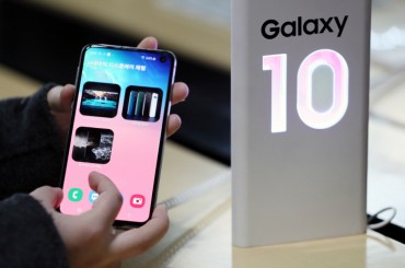 Galaxy S10 5G Goes on Sale in S. Korea