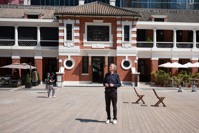 Paul Smith exploring Old Town Central in Hong Kong. (image: Hong Kong Tourism Board)