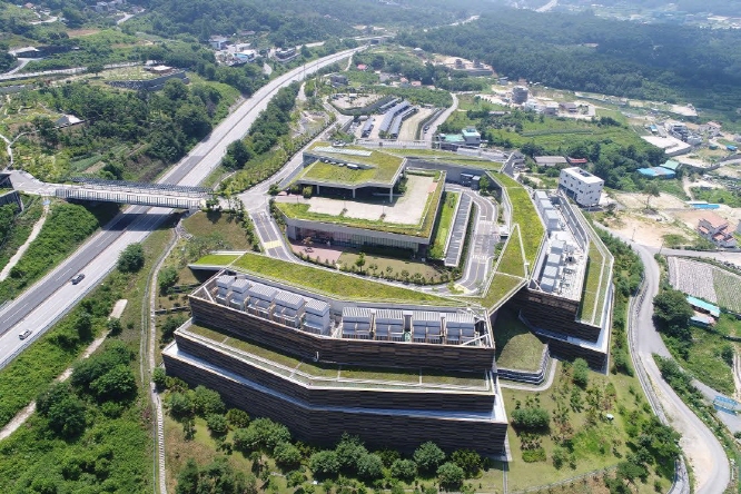 Naver's data center, named GAK, in Chuncheon, Gangwon Province. (image: Naver Corp.)