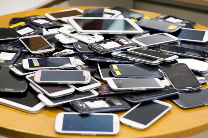 Samsung to Collect Old Mobile Phones in 25 Countries for Environmental Protection