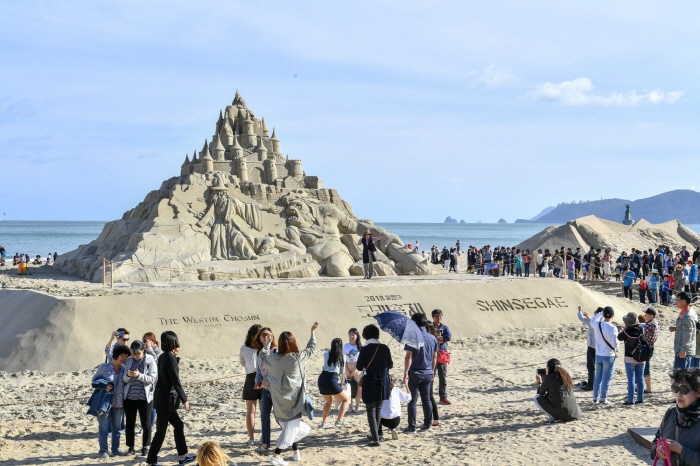 ‘Haeundae Sand Festival’, Where Sand Sculpture Meets Music