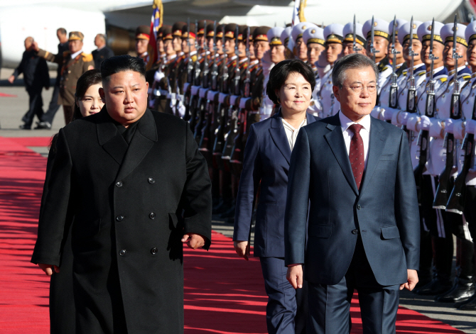 Half of S. Koreans Say Gov’t Should Pursue Dialogue with N. Korea: Poll