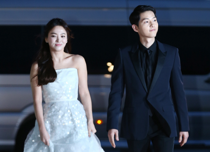 Descendants of the Sun' lead stars Song Joong Ki and Song Hye Kyo are  getting married