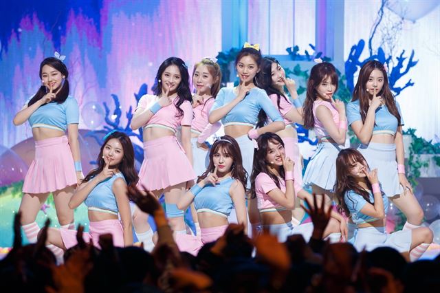 I.O.I when it was a 11-piece girl band. (image: Mnet)