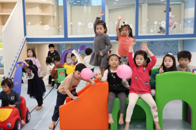 Long Waiting Lists for Daycares and Kindergartens