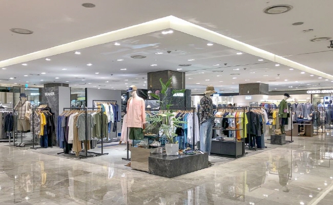 Men’s boutique at the Hyundai Department Store's Trade Center branch in Seoul. (image: Hyundai Department Store)