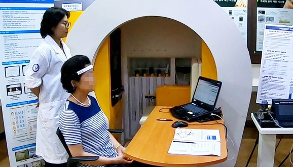 The research team focused on a brain wave test, which doesn’t require any particular surgical equipment, has no study effects and doesn’t harm the human body. (image: Korea Institute of Oriental Medicine)