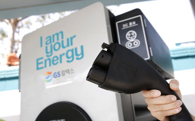Gas Stations Evolving to Cater to EV Drivers in S. Korea