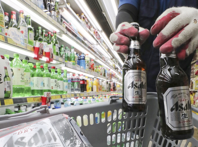 Imports of Japanese Beer Fall Sharply on Boycott