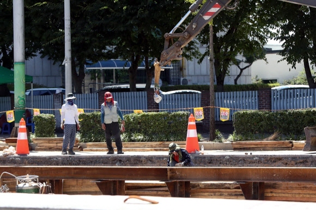 Gov’t Takes Steps to Protect Construction Workers from Summer Heat