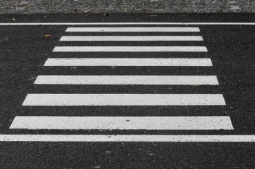 Only 1 in 10 Yield to Pedestrians at Crosswalks Without Traffic Lights