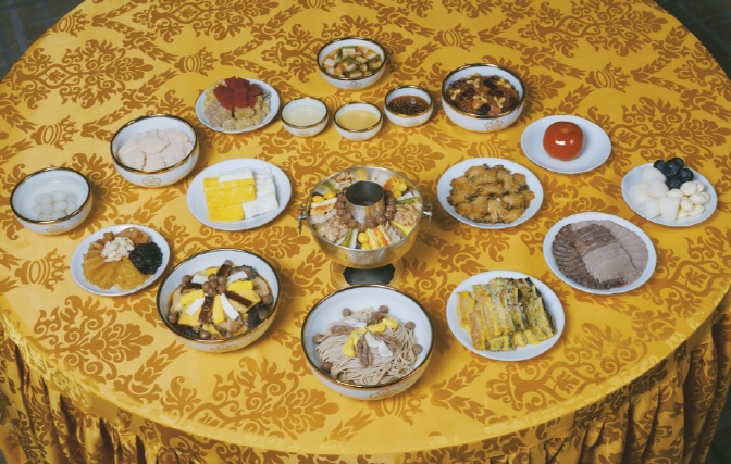 Special Exhibition Provides Glimpse into Korean Imperial Banquets